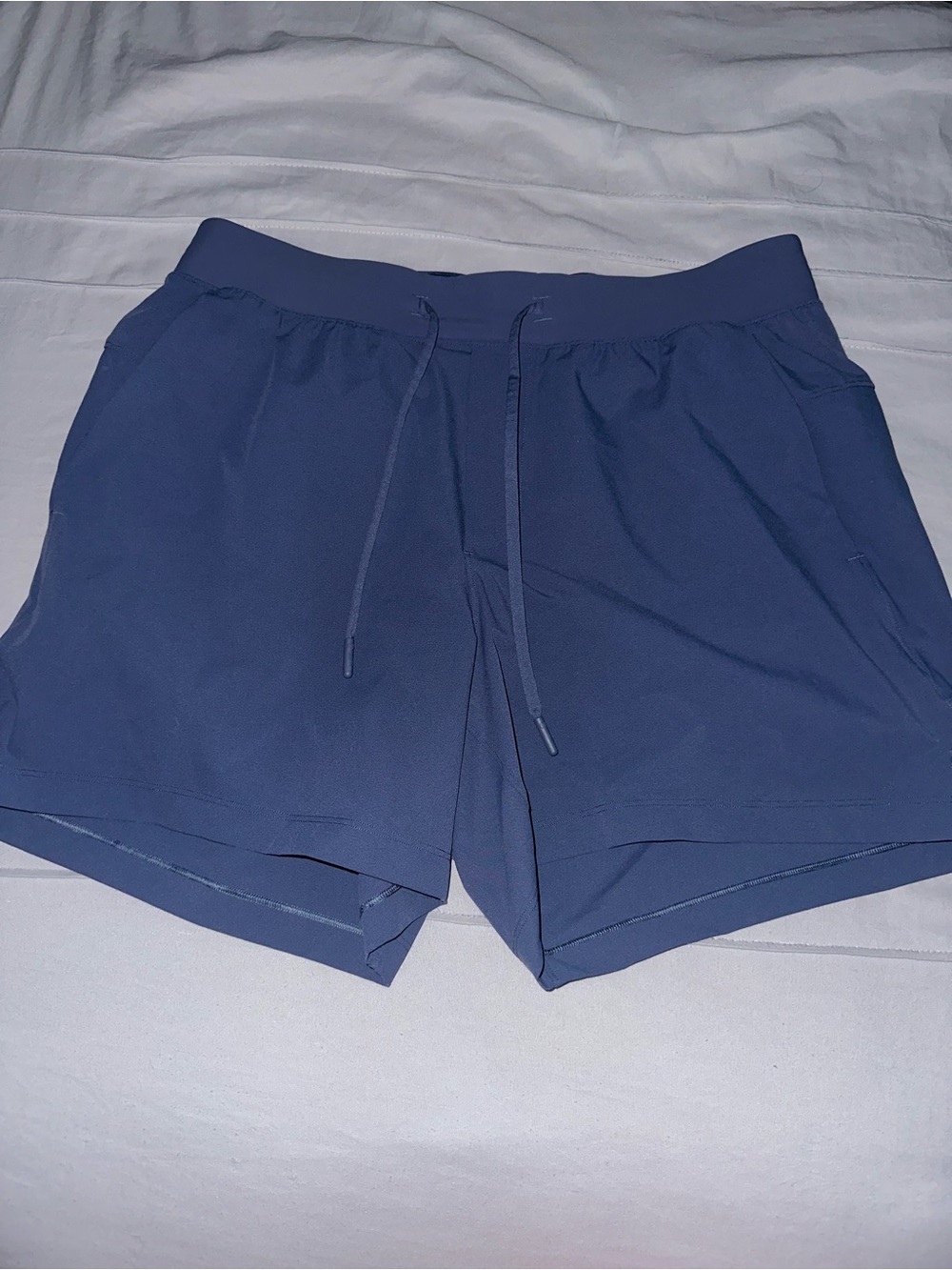 lululemon men’s zeroed in shorts 5” size Large